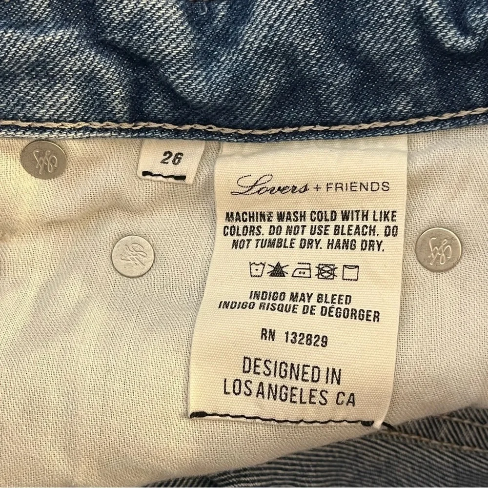 Lovers + Friends | Luca Boyfriend distressed denim Jean shorts Women’s size 26 - Picture 9 of 12